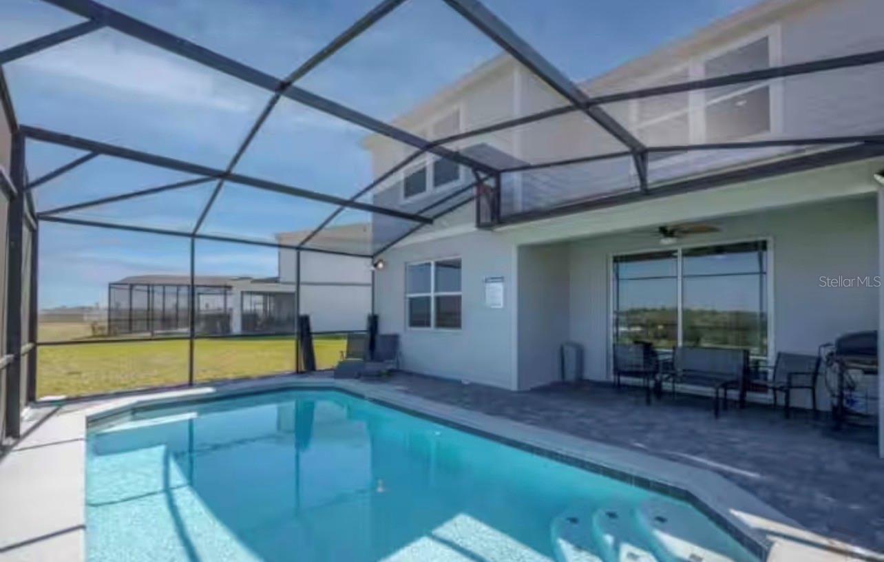 Image 5 of 31 For 2116 Lelani Circle