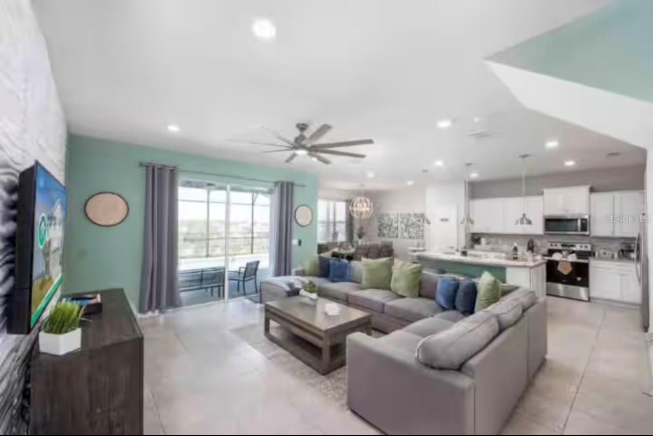 Image 7 of 31 For 2116 Lelani Circle