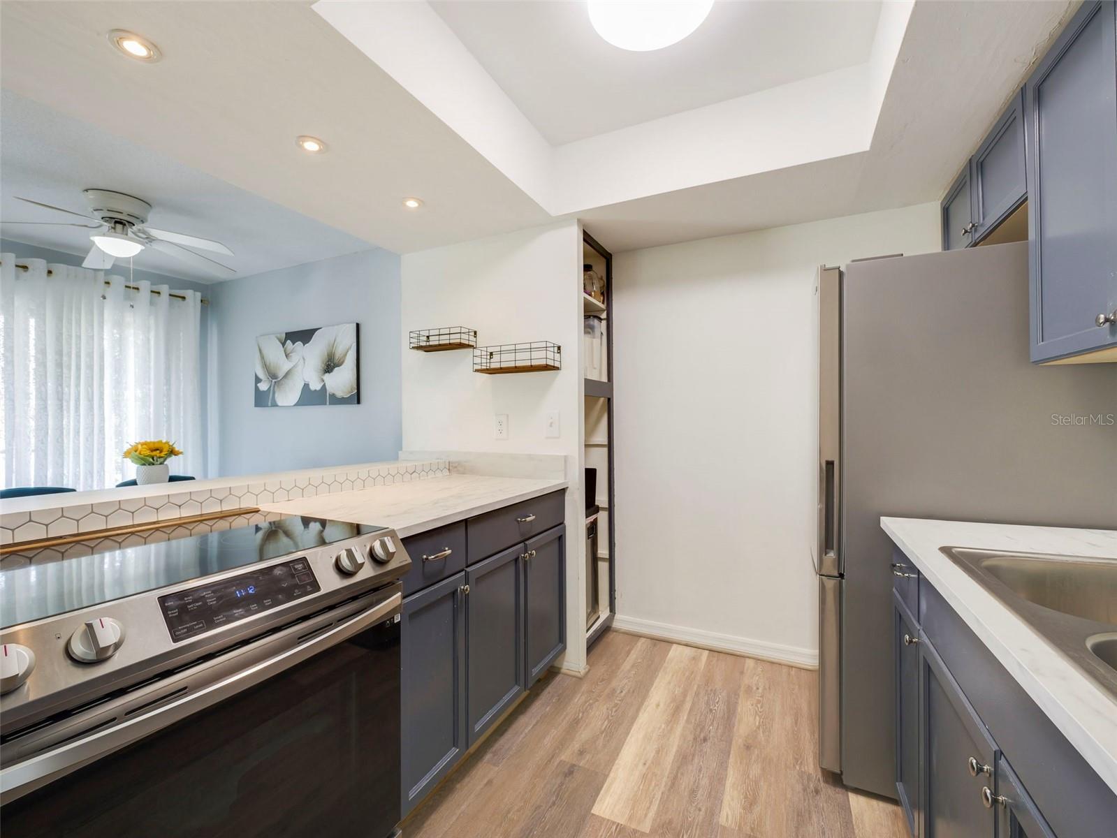 Image 8 of 20 For 1935 Conway Road 5