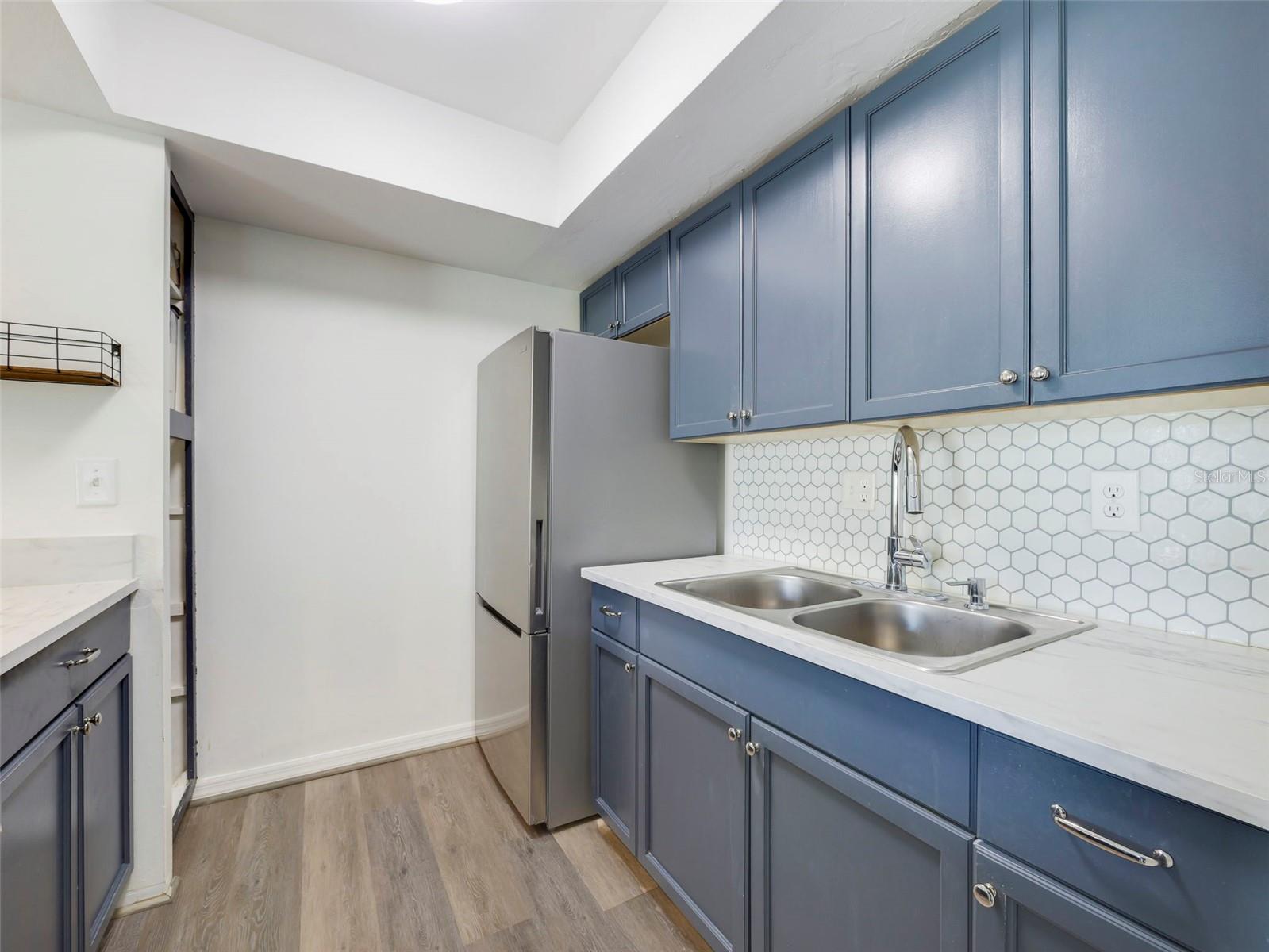 Image 9 of 20 For 1935 Conway Road 5