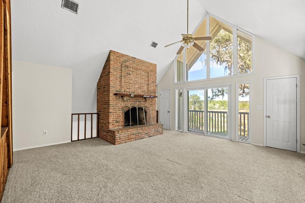 Image 30 of 79 For 19621 Lake Lincoln Lane