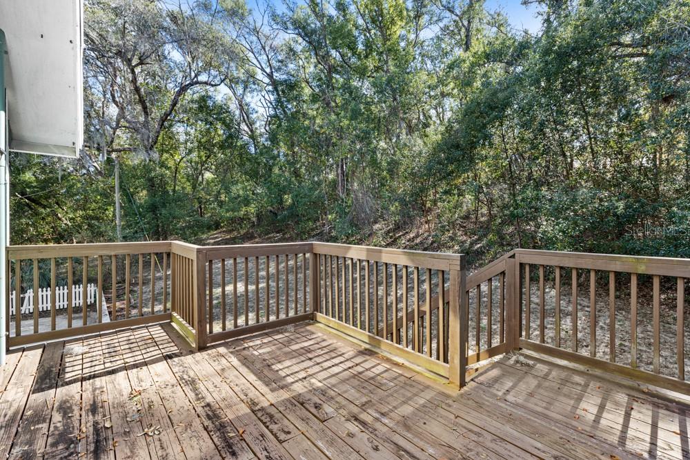 Image 36 of 79 For 19621 Lake Lincoln Lane