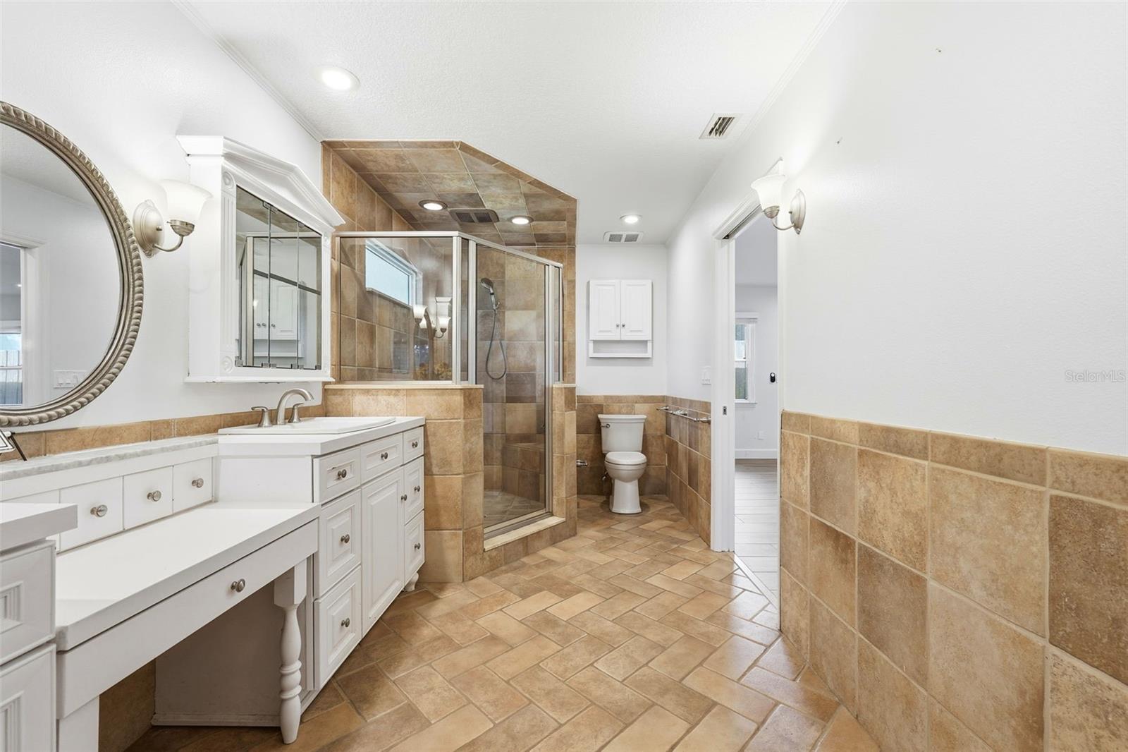 Image 18 of 31 For 3520 Westmoreland Drive