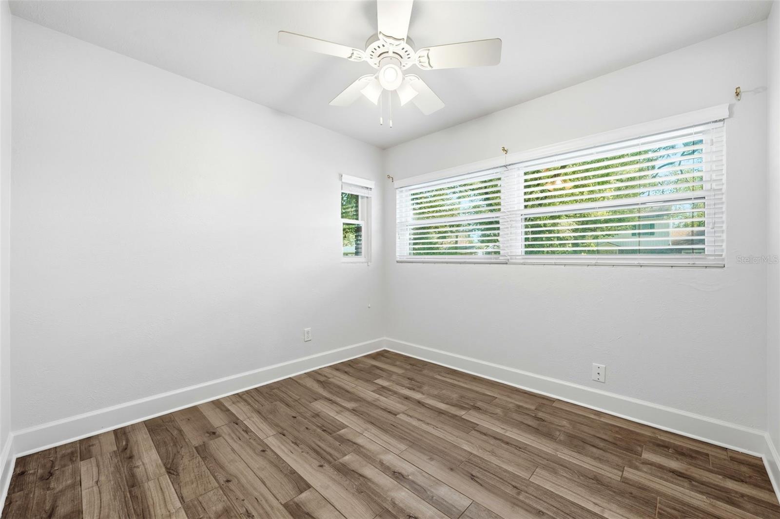 Image 21 of 31 For 3520 Westmoreland Drive