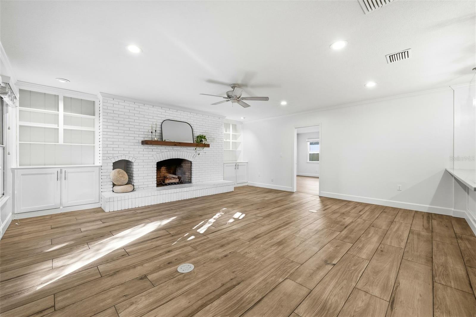 Image 9 of 31 For 3520 Westmoreland Drive