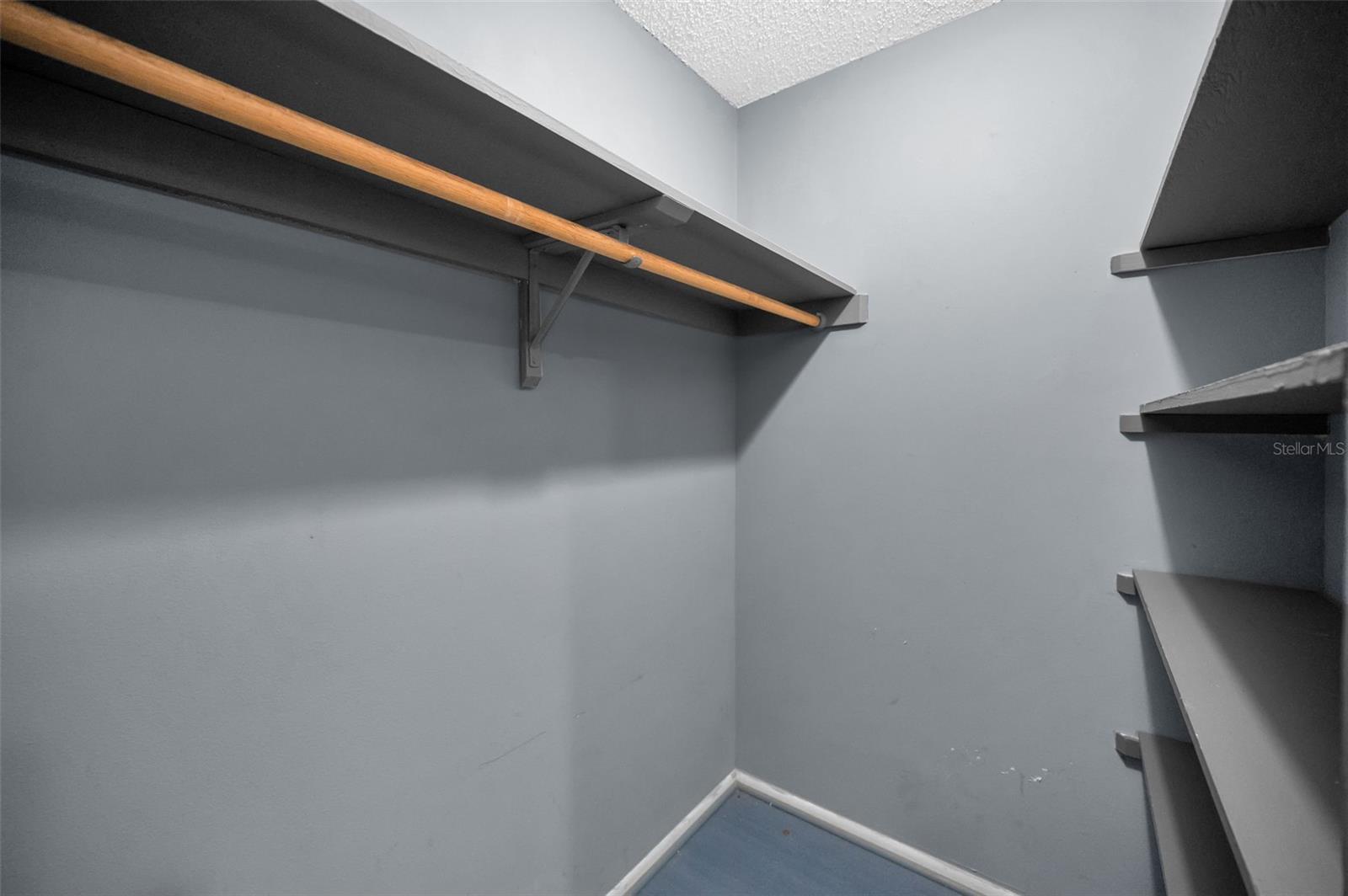 Image 48 of 51 For 14557 Apache Avenue