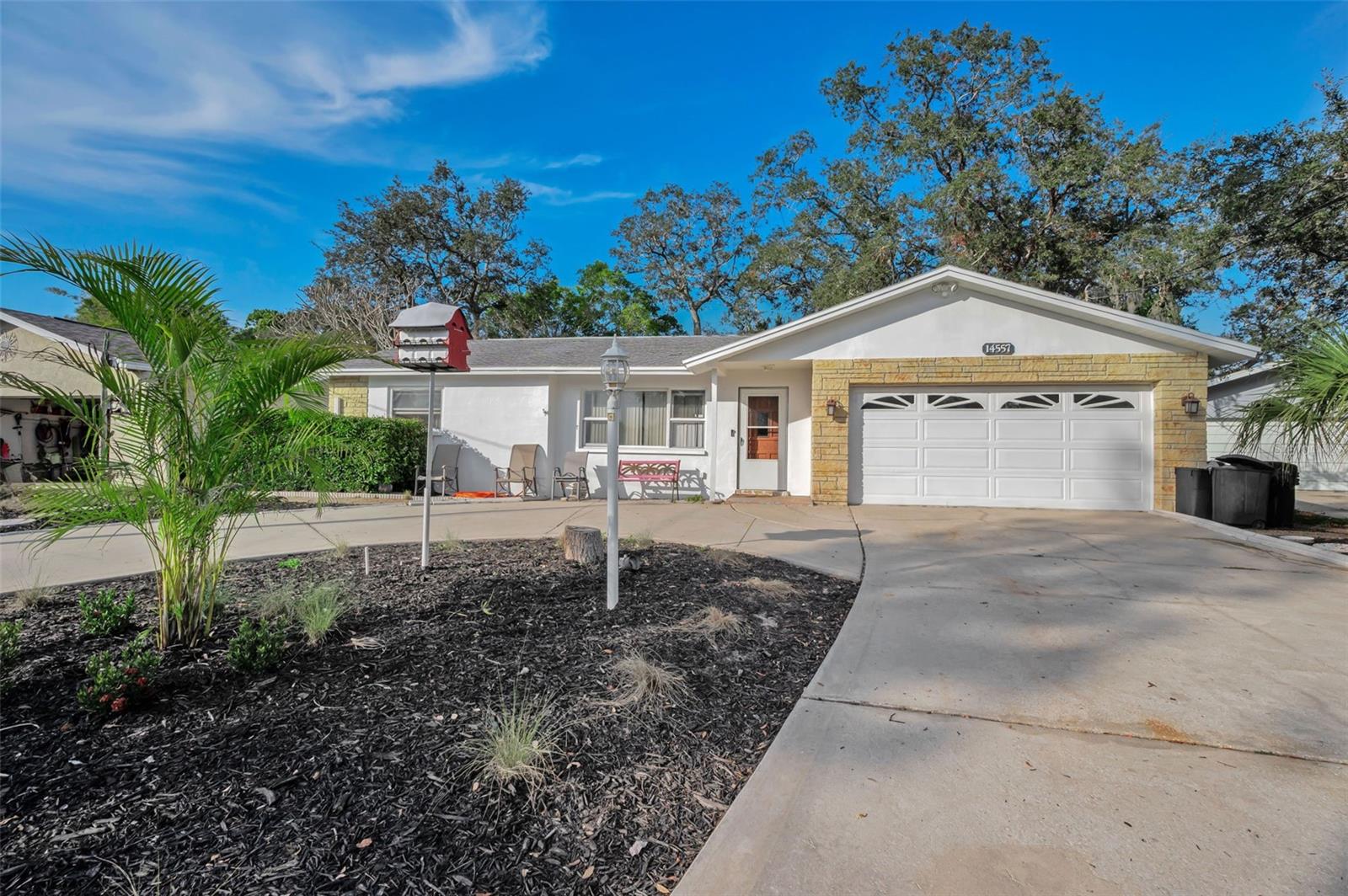 Image 7 of 51 For 14557 Apache Avenue