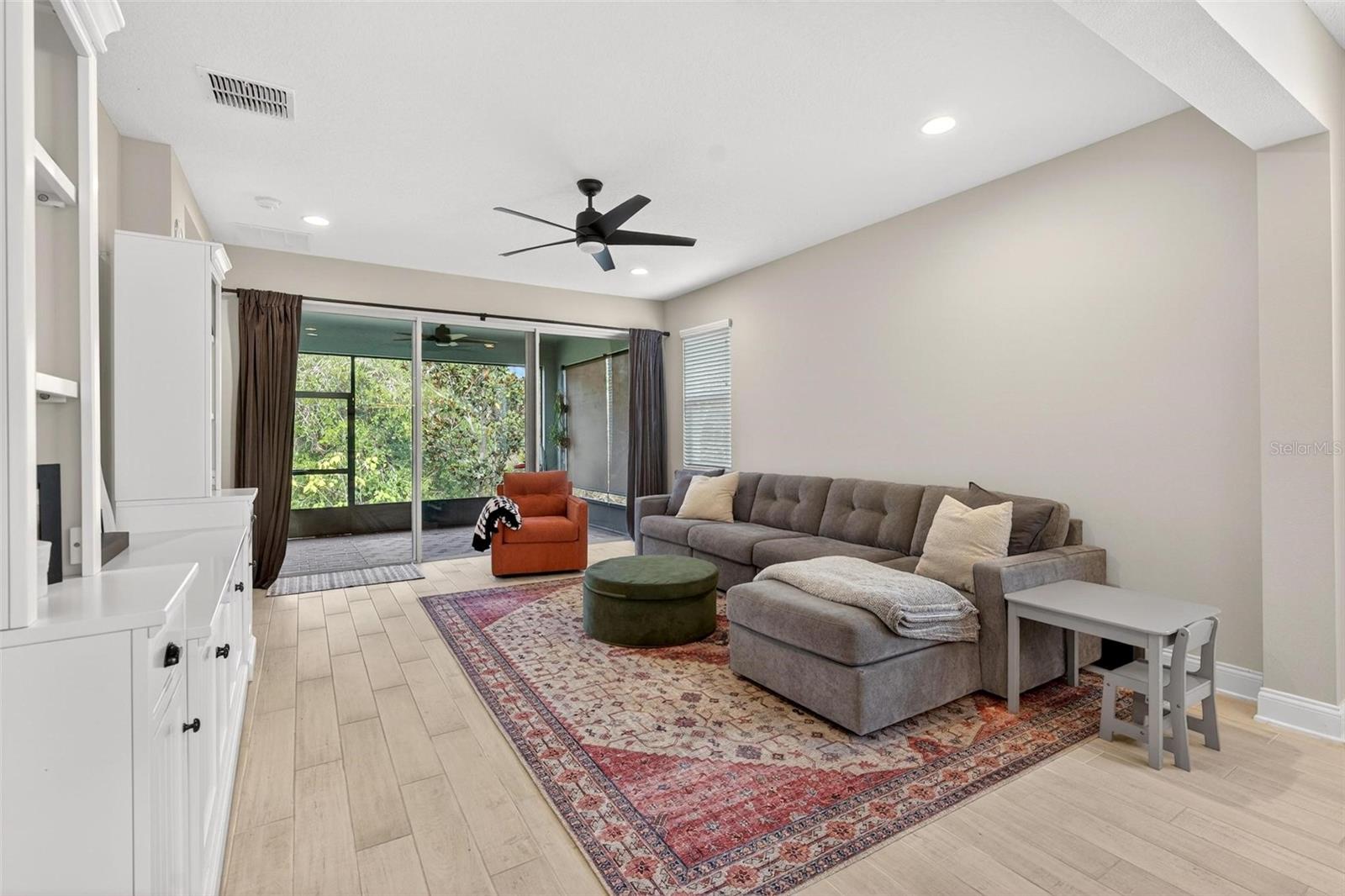 Image 15 of 57 For 2139 Bay Line Road