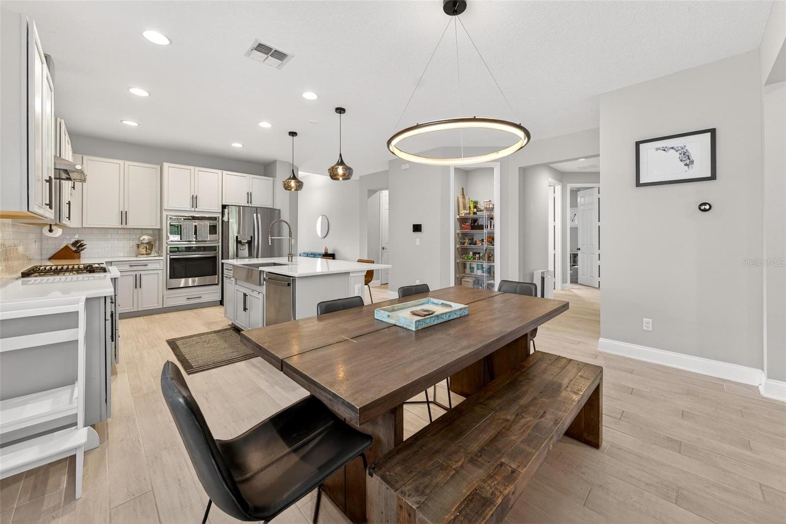 Image 9 of 57 For 2139 Bay Line Road