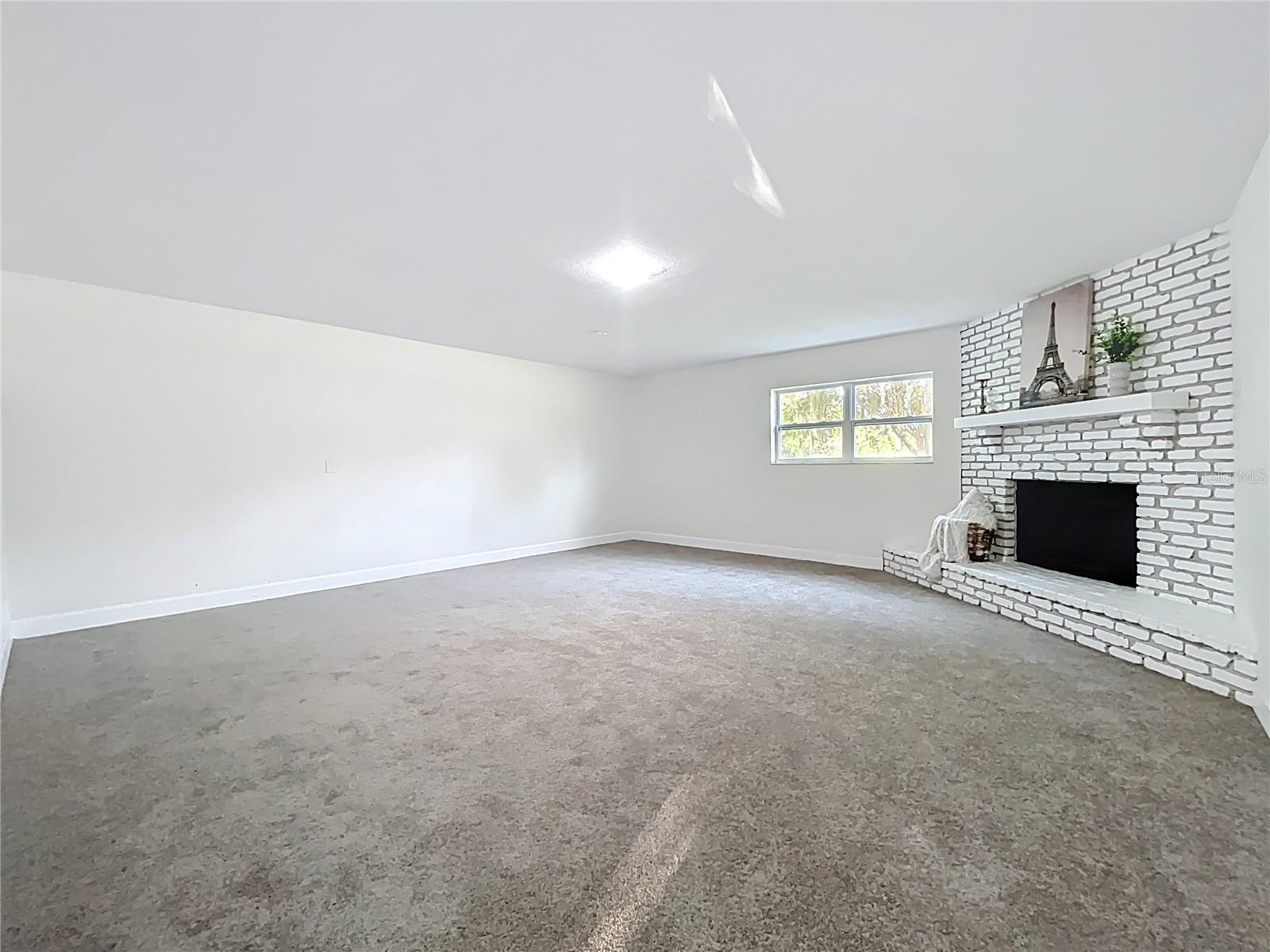 Image 24 of 51 For 1014 Oak Lane