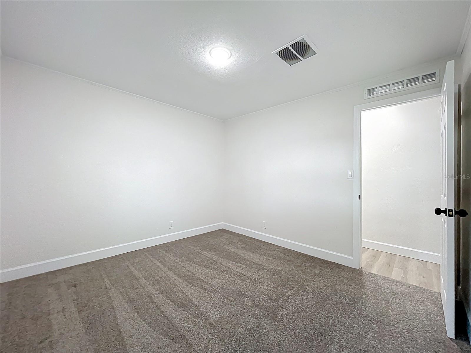 Image 30 of 51 For 1014 Oak Lane