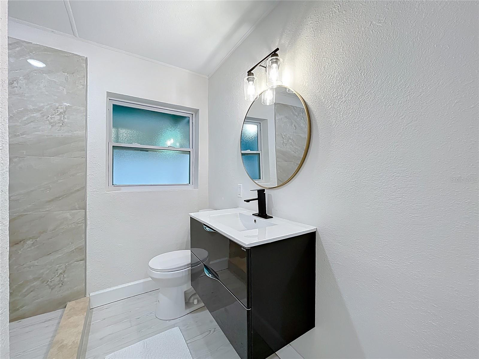 Image 36 of 51 For 1014 Oak Lane