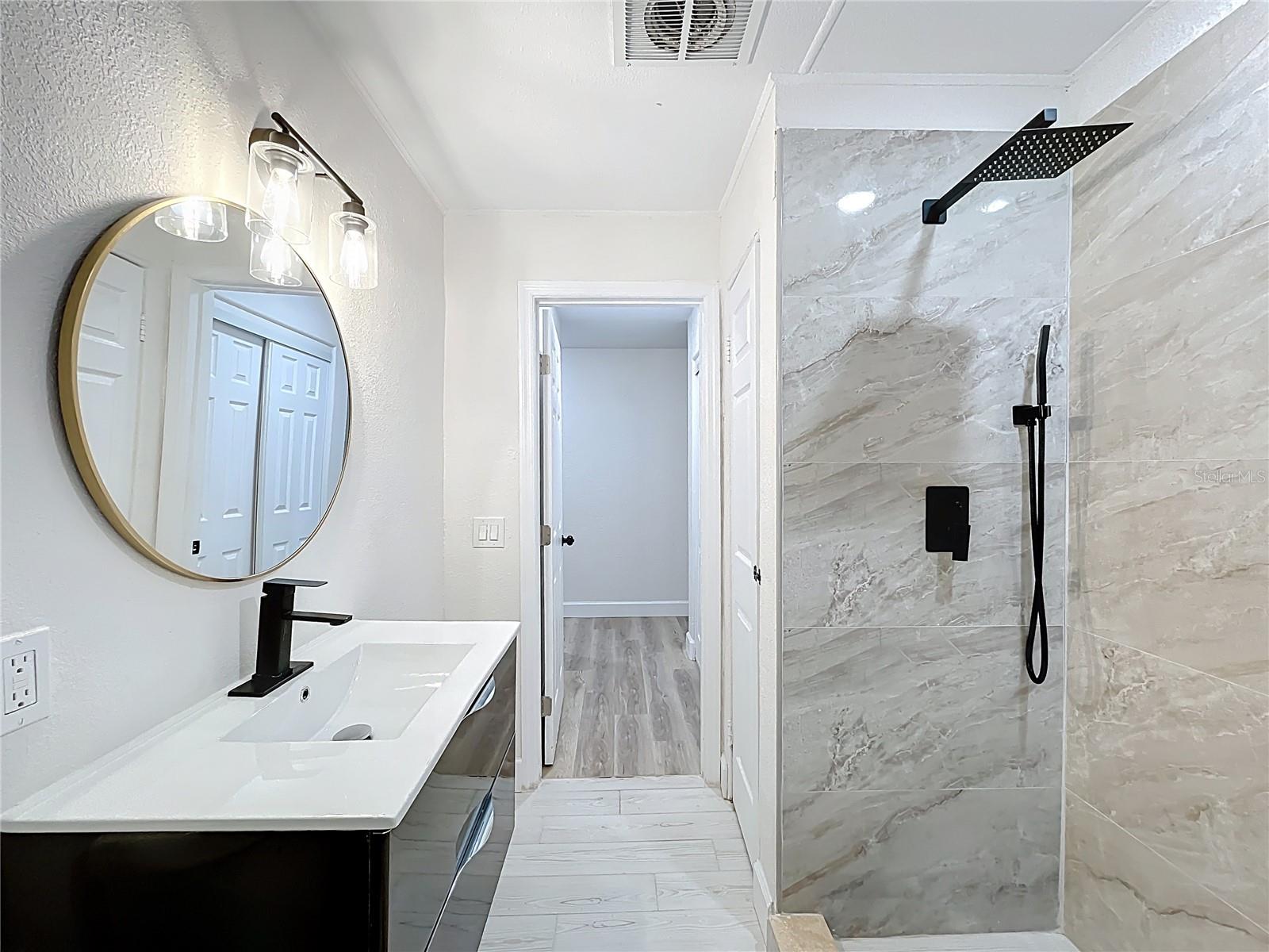 Image 38 of 51 For 1014 Oak Lane