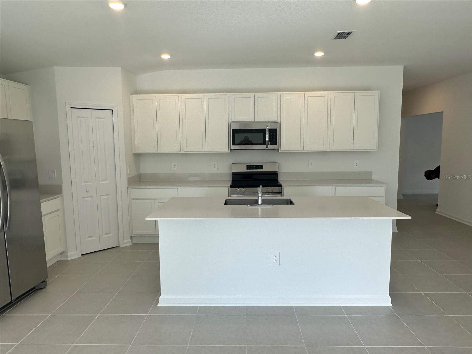 Image 7 of 32 For 5434 Lewisham Drive