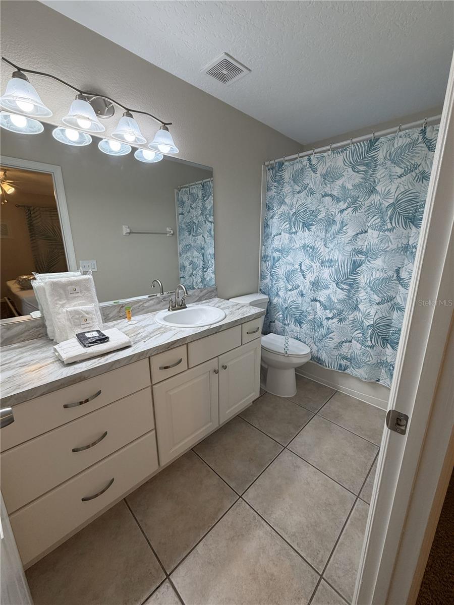 Image 34 of 49 For 1055 Lake Berkley Drive