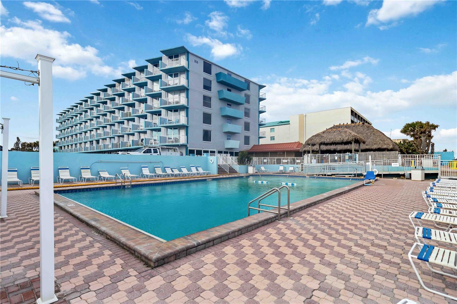 Image 17 of 25 For 313 Atlantic Avenue 5240