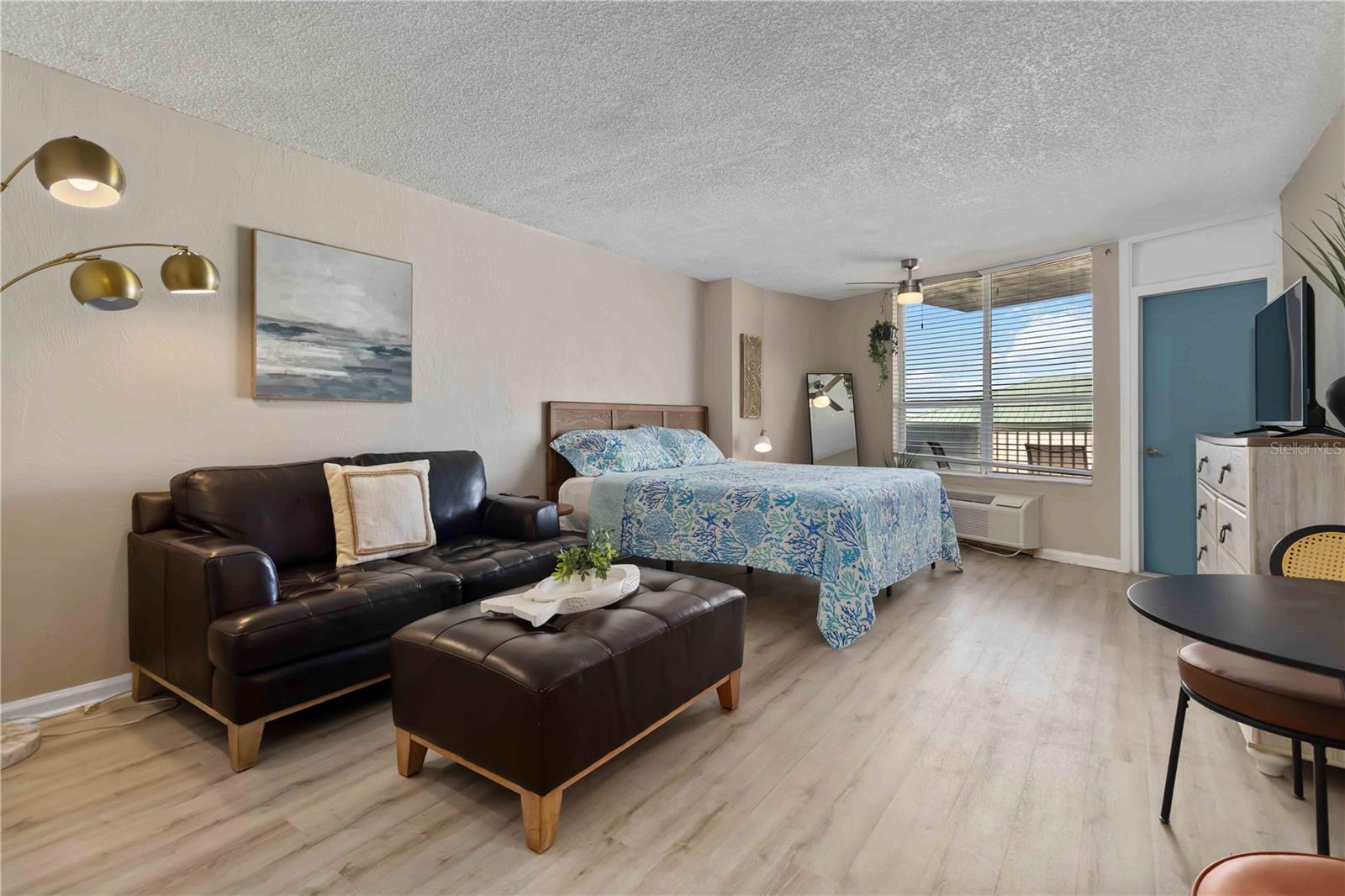 Image 8 of 25 For 313 Atlantic Avenue 5240