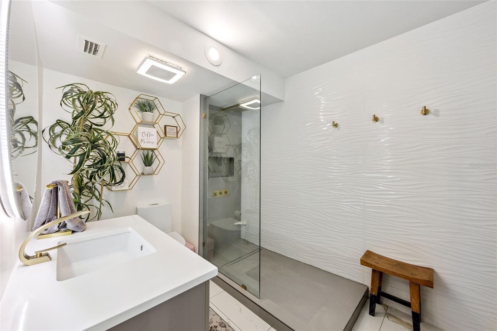 Image 10 of 23 For 210 Magnolia Road 106