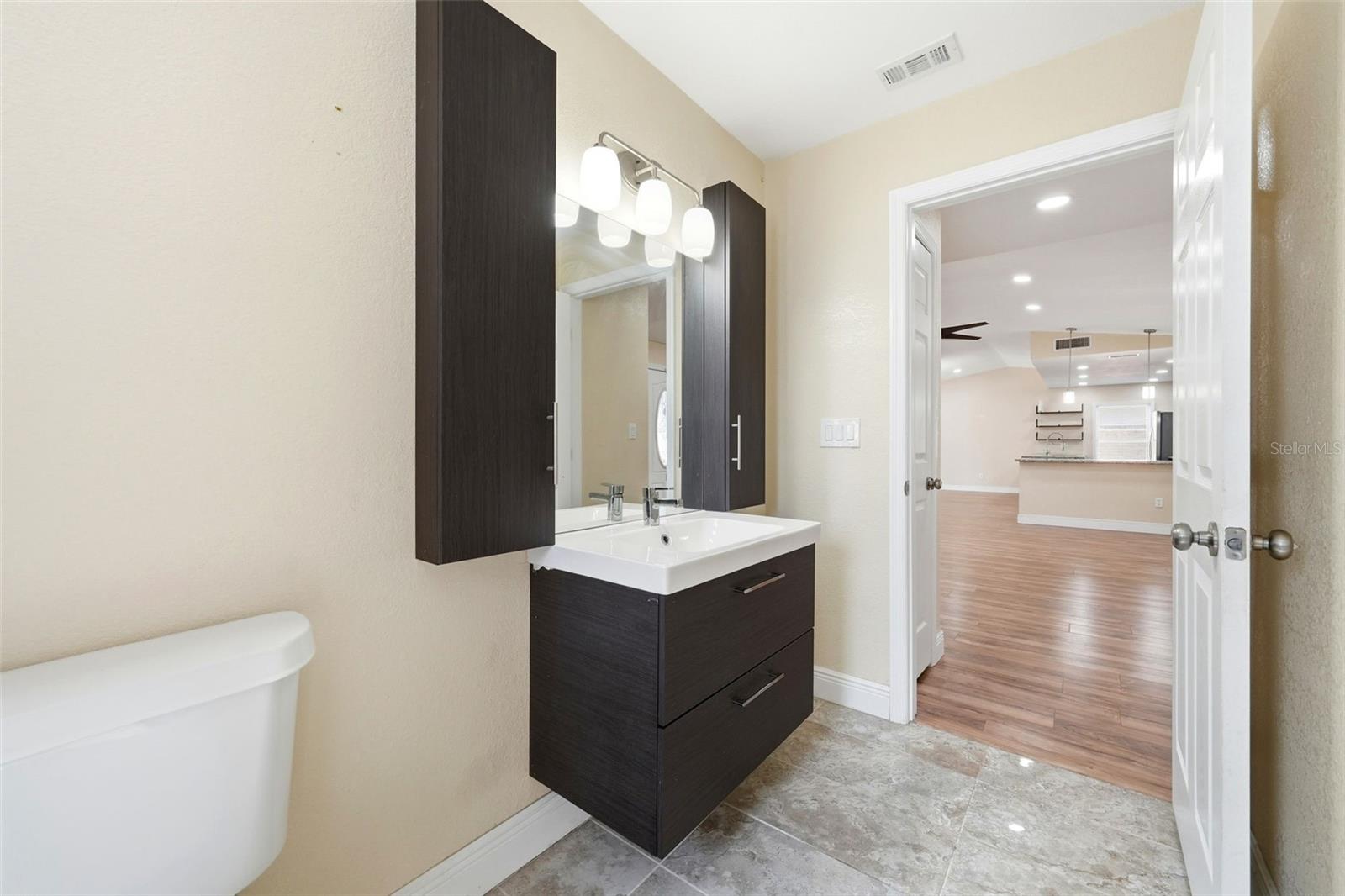 Image 11 of 29 For 132 Sagewood Court