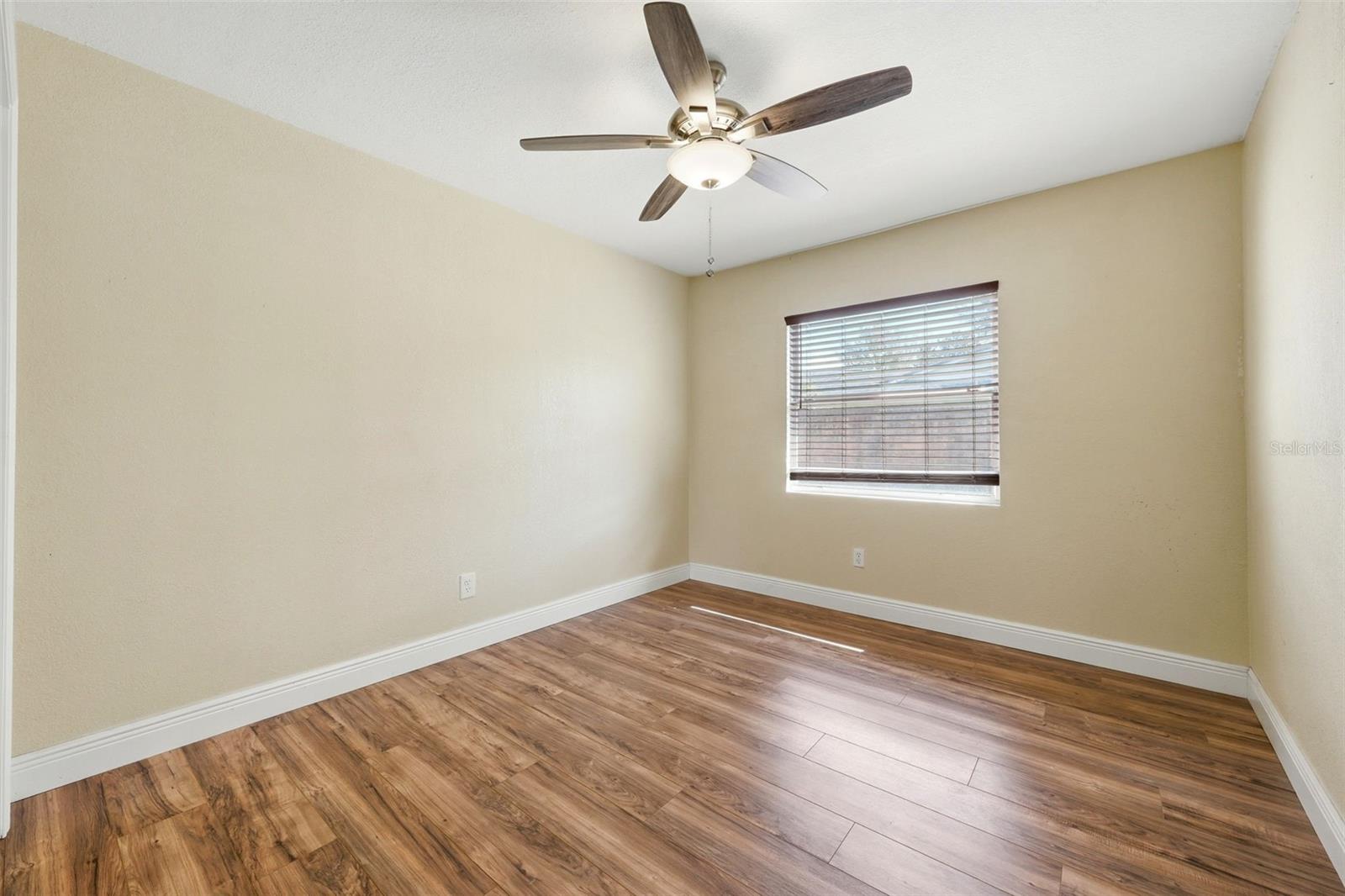 Image 14 of 29 For 132 Sagewood Court