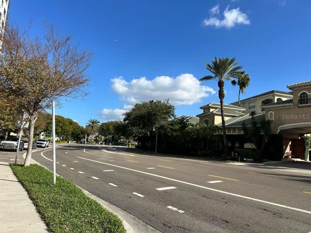 Image 8 of 26 For 501 Knights Run Avenue 1117