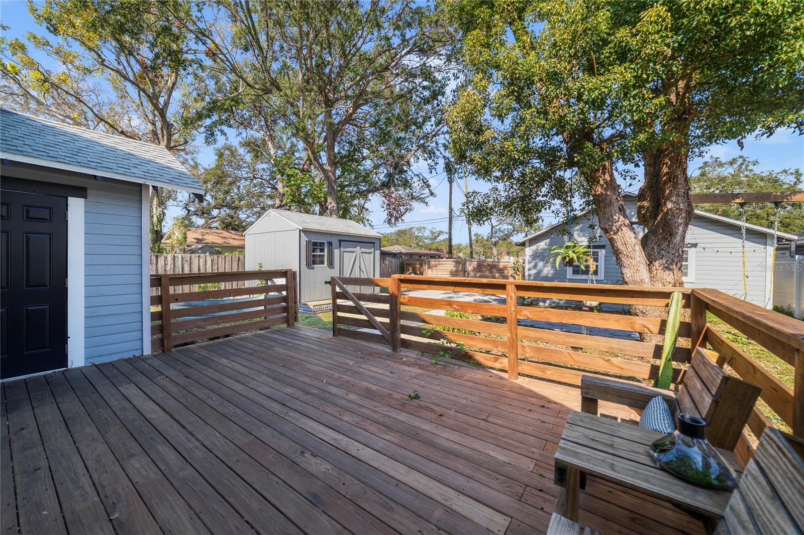 Image 22 of 36 For 2011 Dartmouth Avenue N