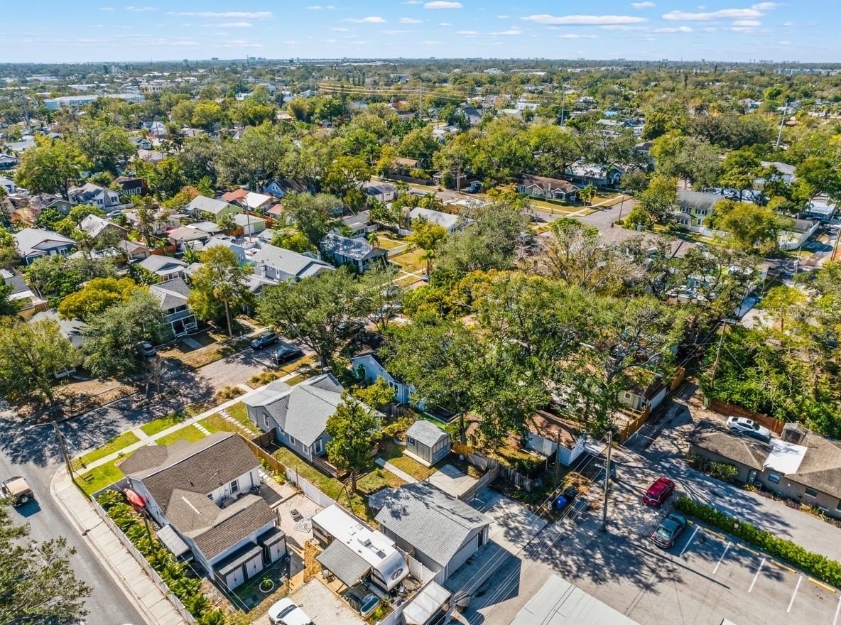 Image 26 of 36 For 2011 Dartmouth Avenue N