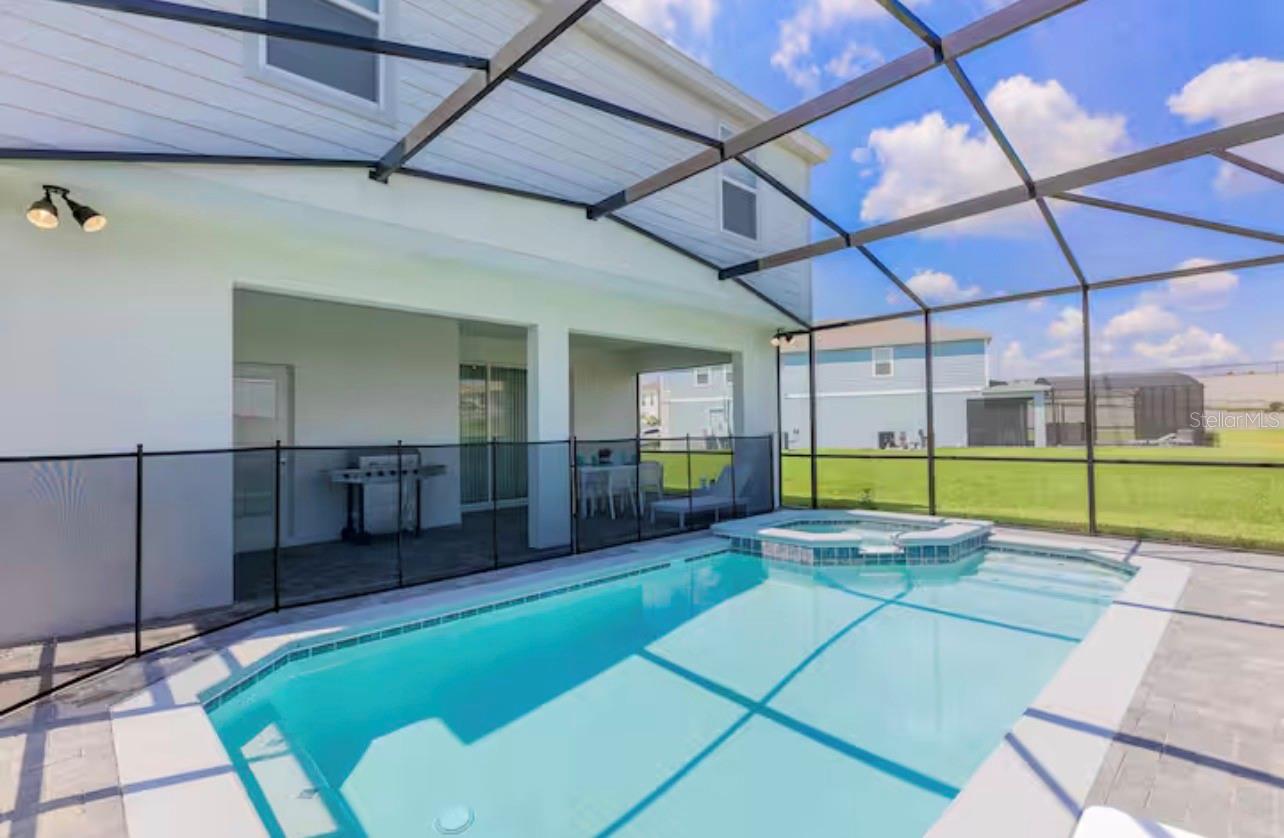 Image 27 of 30 For 2226 Lelani Circle