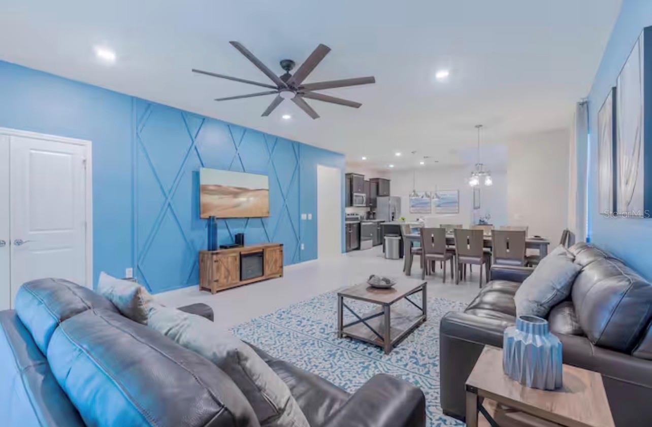 Image 3 of 30 For 2226 Lelani Circle