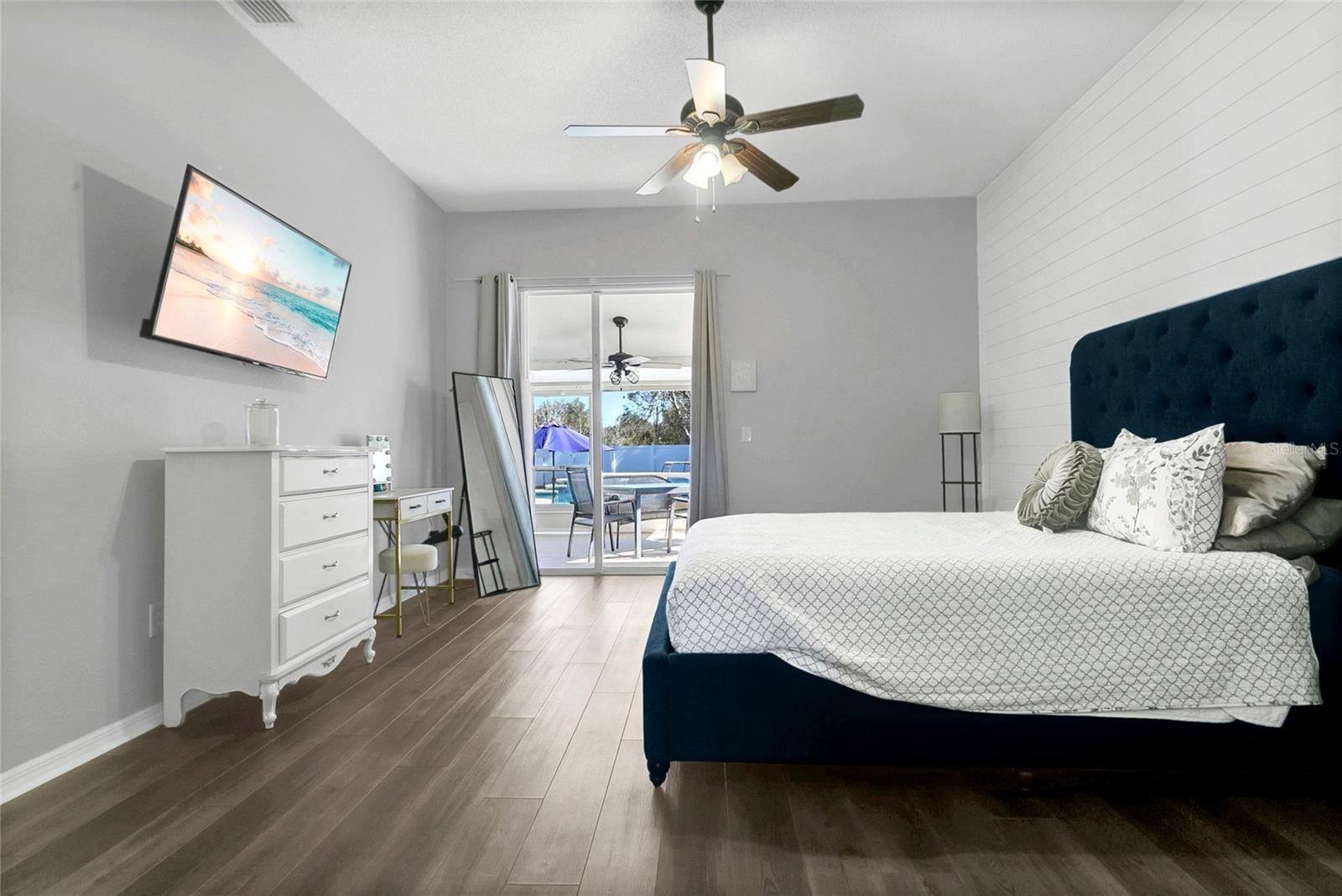 Image 21 of 38 For 1030 Catfish Creek Court