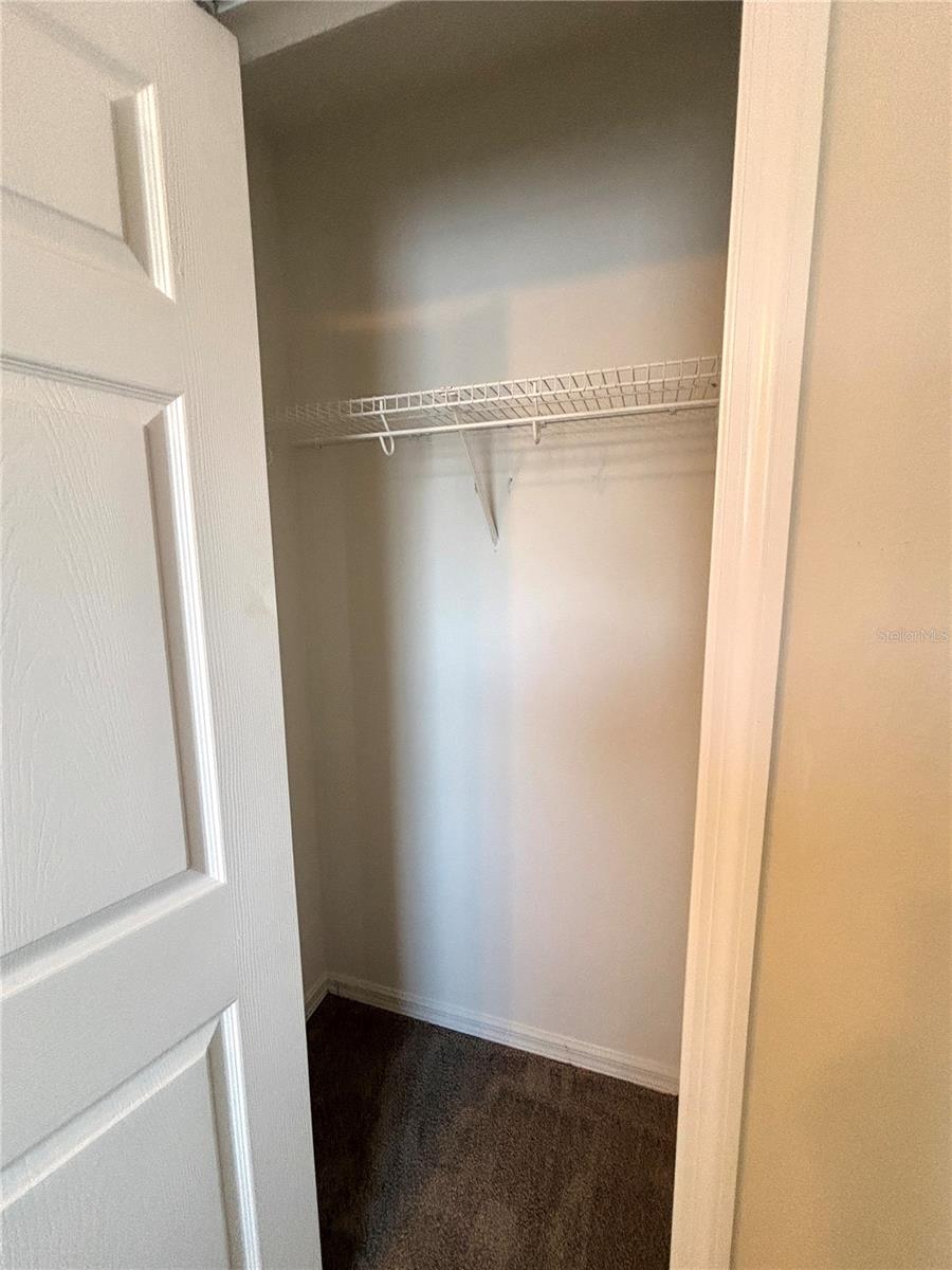 Image 12 of 16 For 1064 Park Central Circle