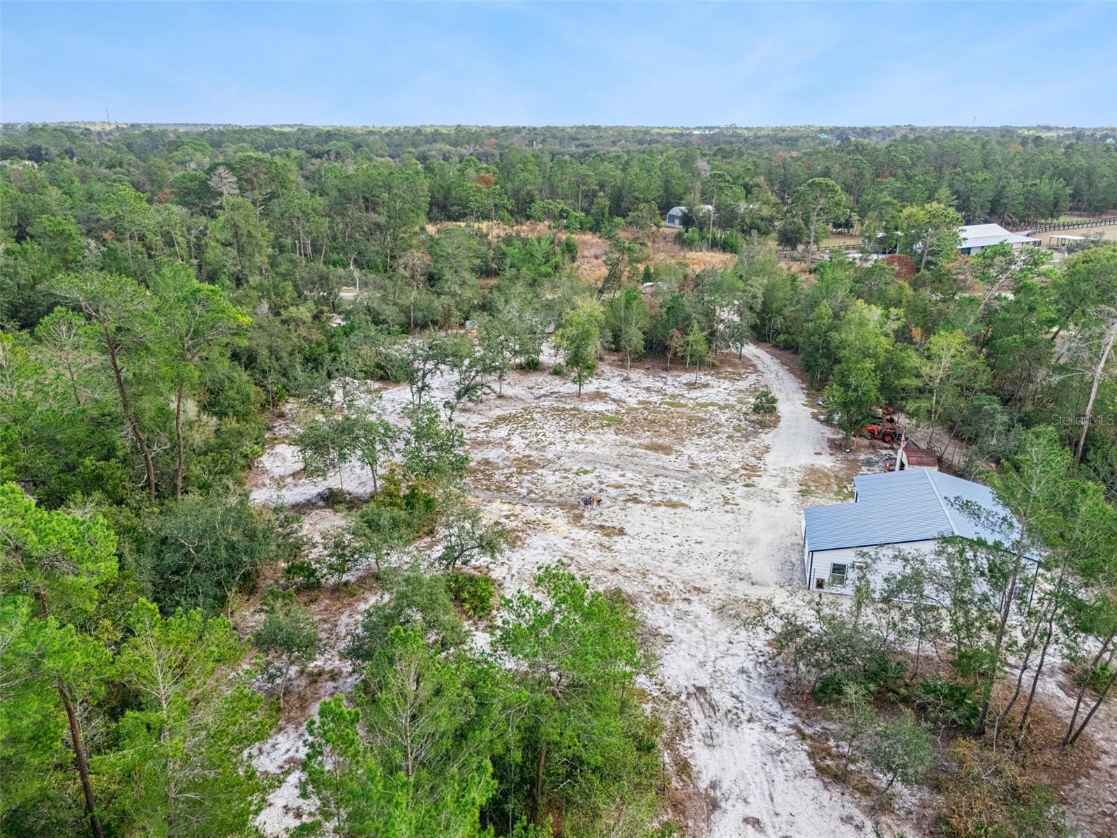 Image 14 of 17 For 324 Summerville Lane