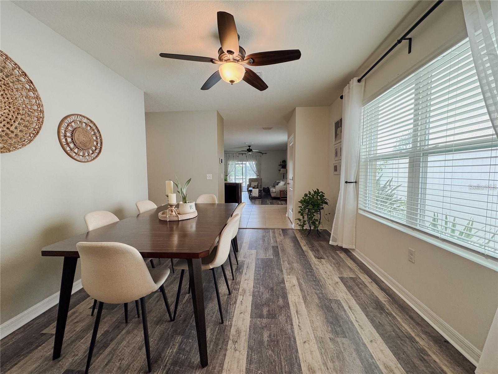 Image 11 of 51 For 11124 Leland Groves Drive