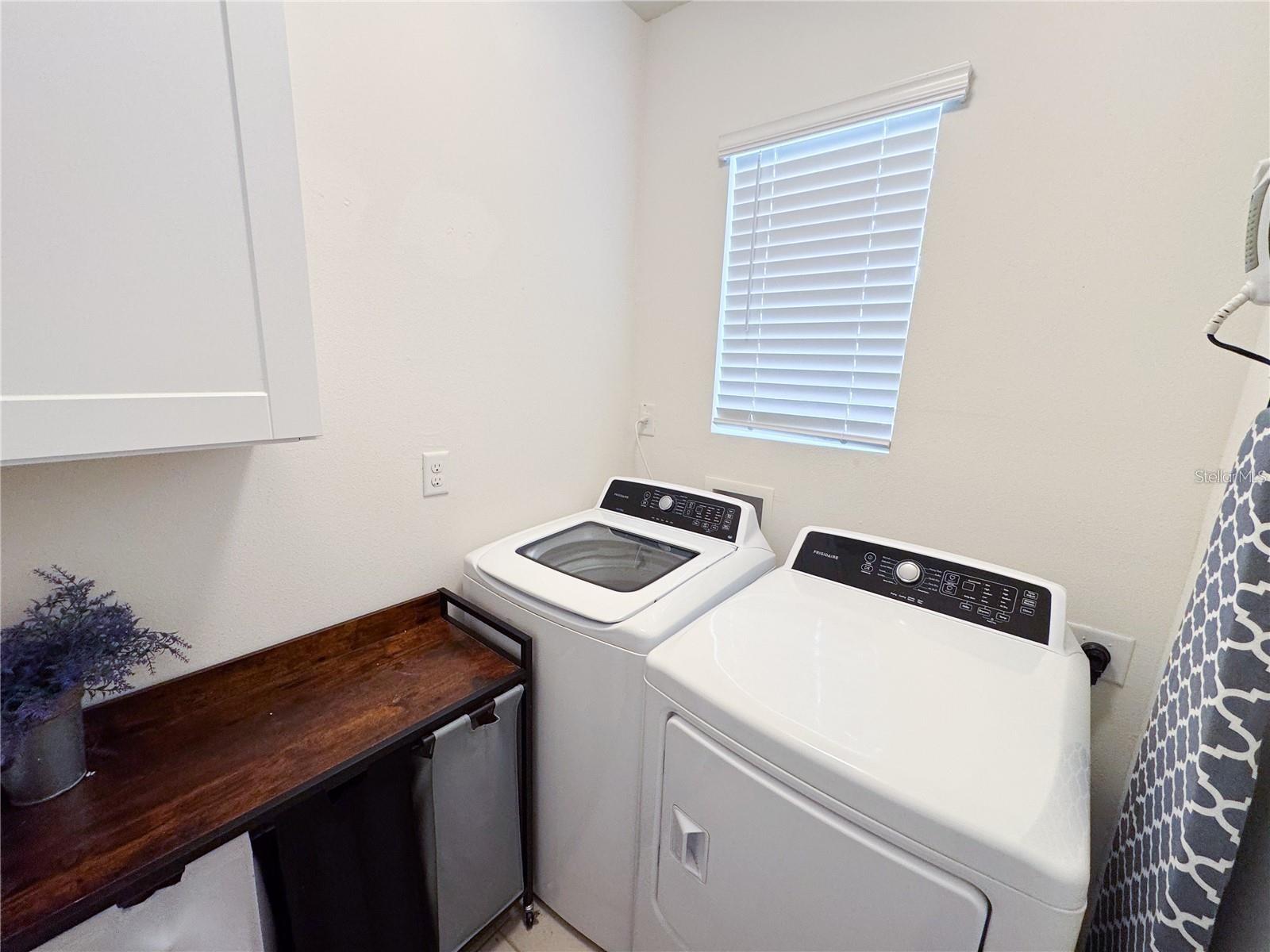 Image 32 of 51 For 11124 Leland Groves Drive