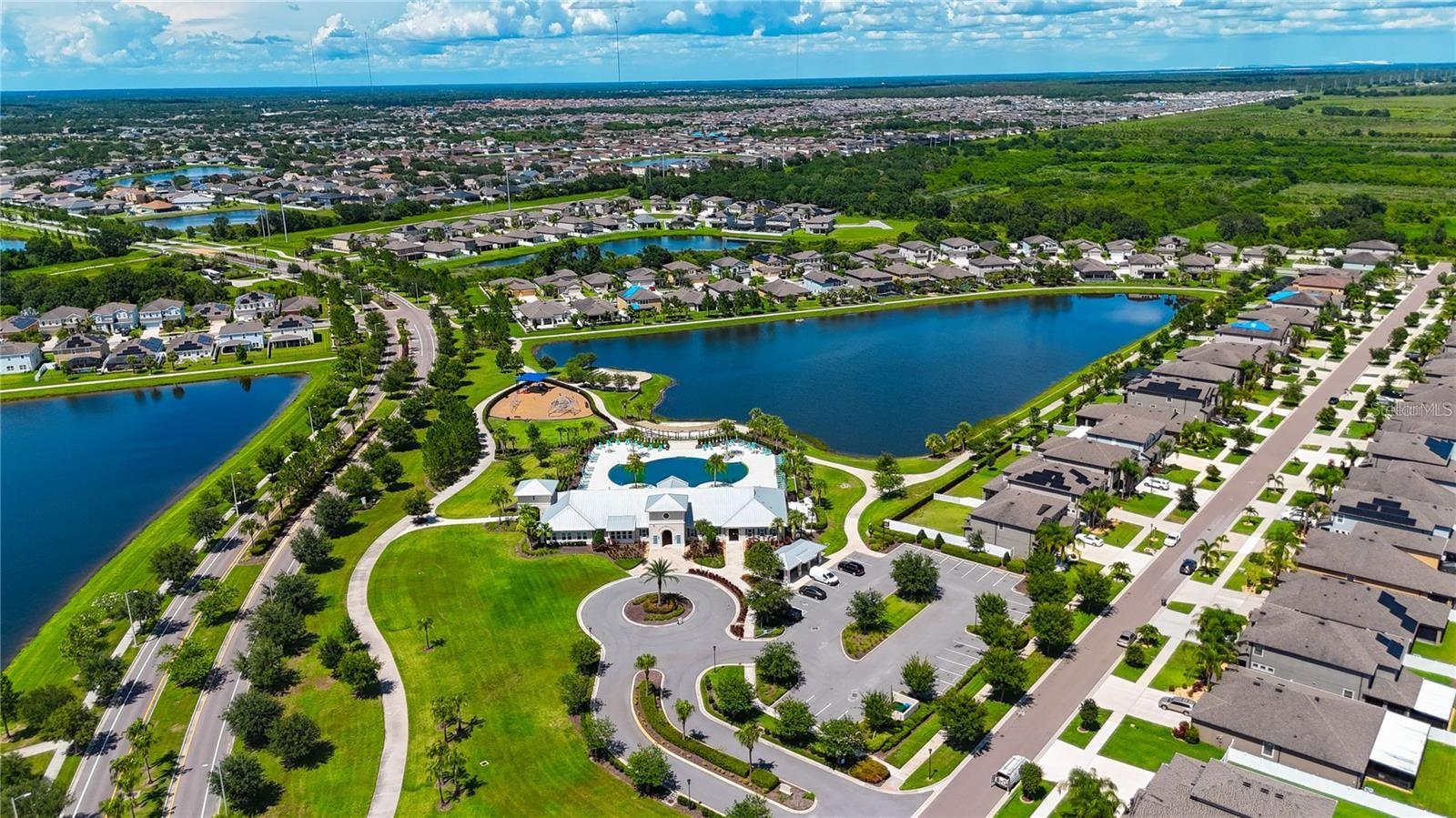 Image 44 of 51 For 11124 Leland Groves Drive