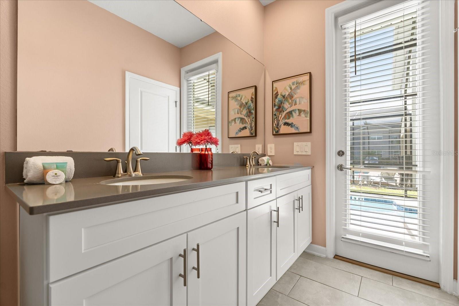 Image 18 of 49 For 4378 Rhyme Street