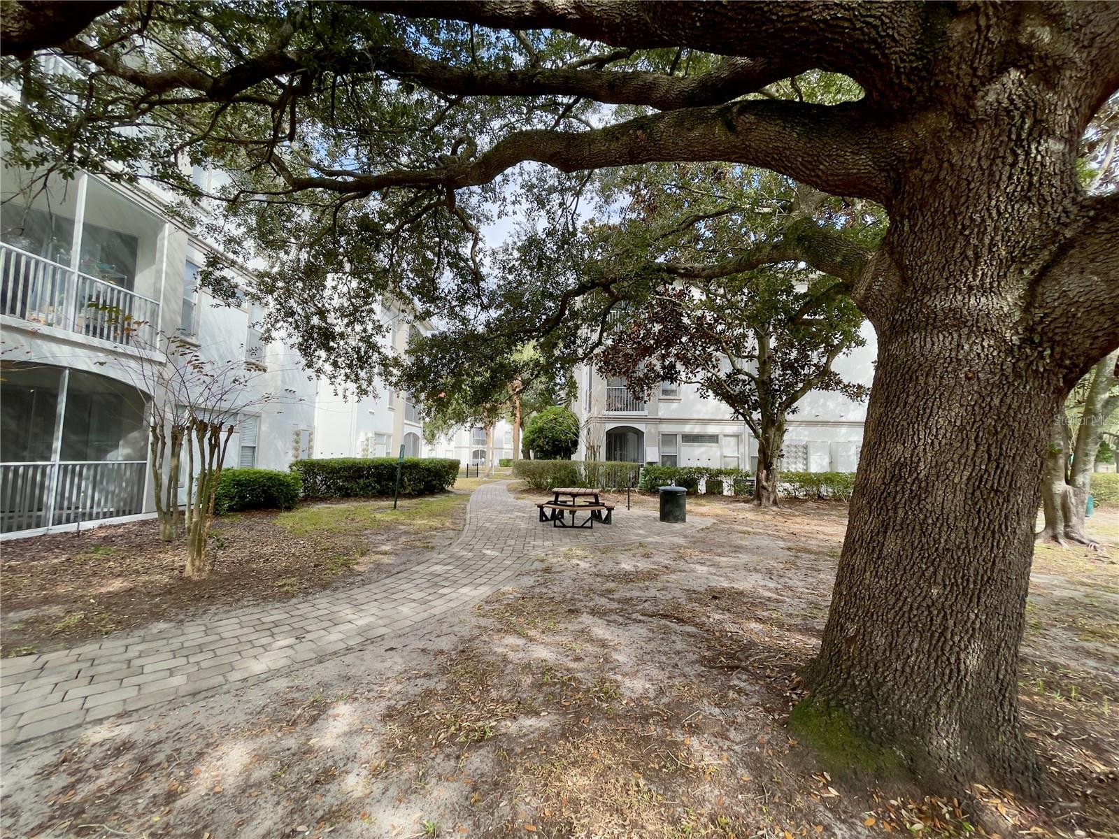 Image 23 of 27 For 2639 Maitland Crossing Way 201