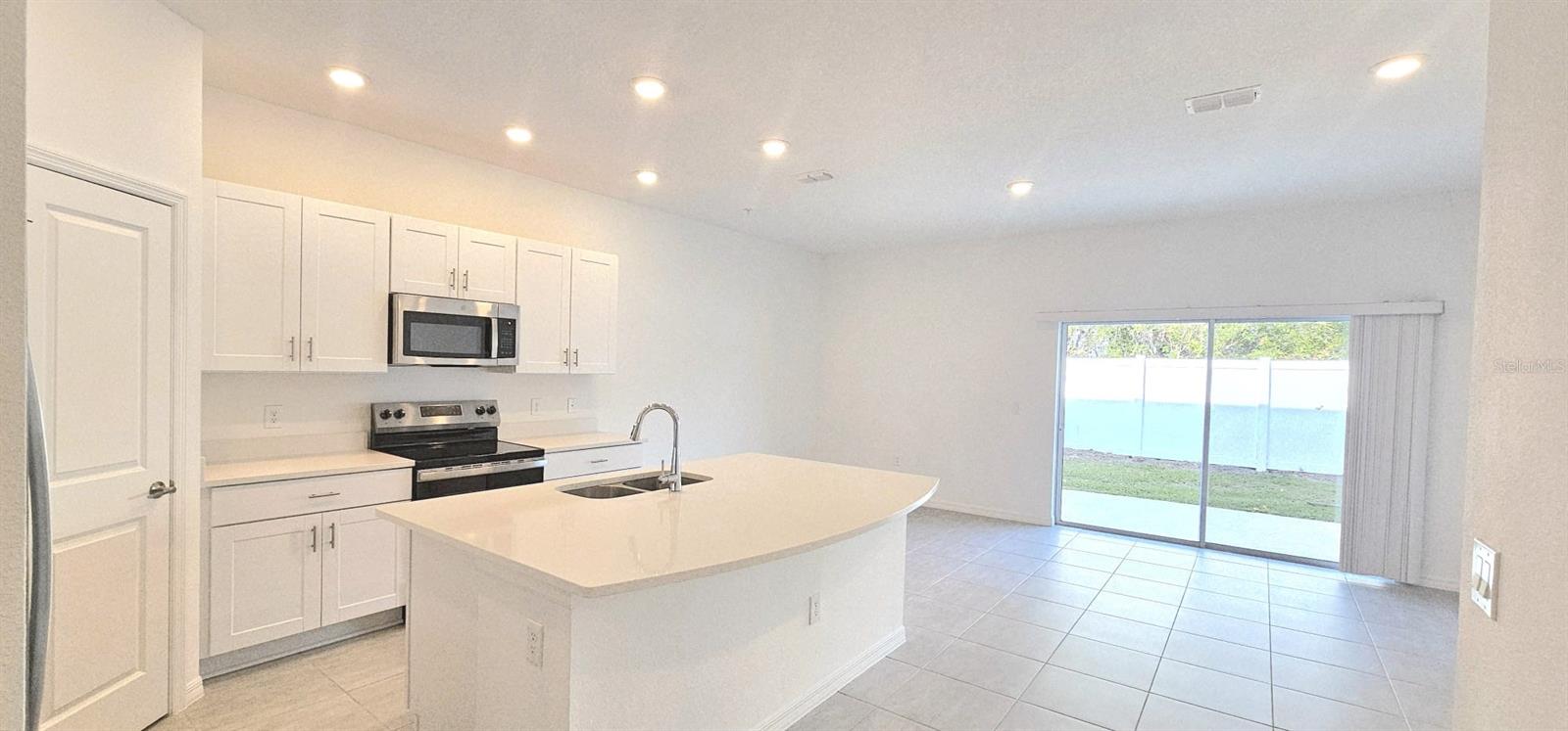 Image 10 of 32 For 5000 Revolutionary Way