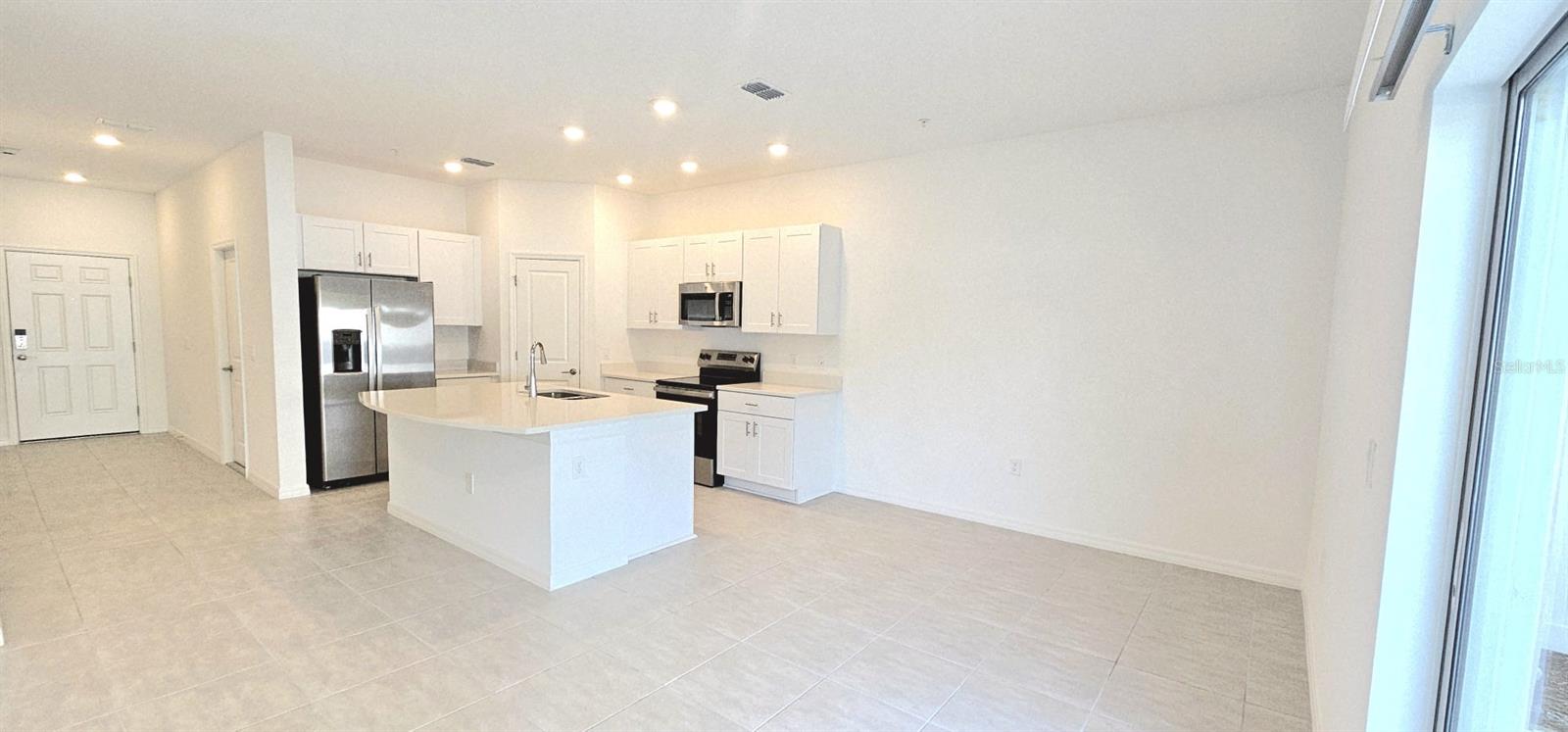 Image 17 of 32 For 5000 Revolutionary Way