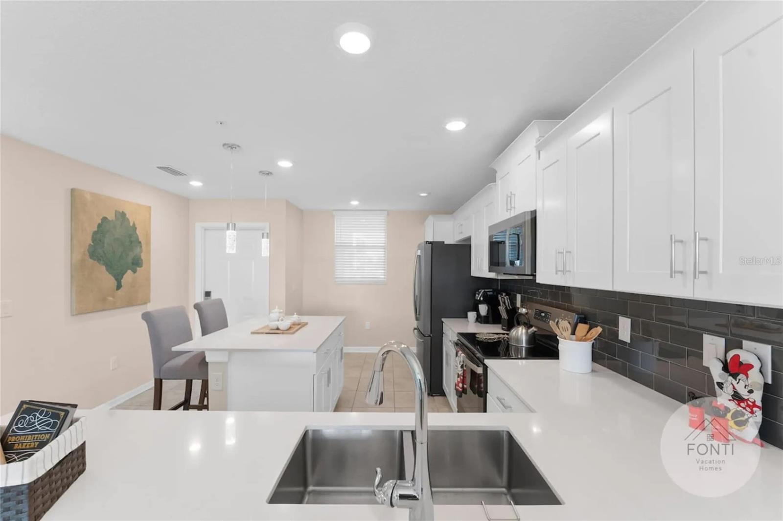 Image 6 of 46 For 3141 Paradox Circle 104