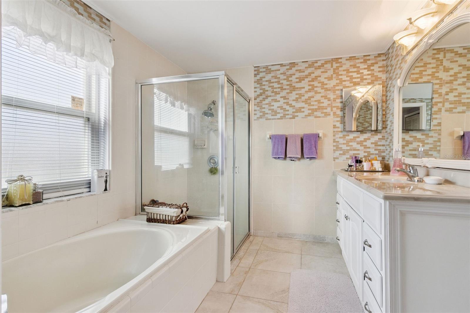 Image 23 of 33 For 2955 Pembridge Street