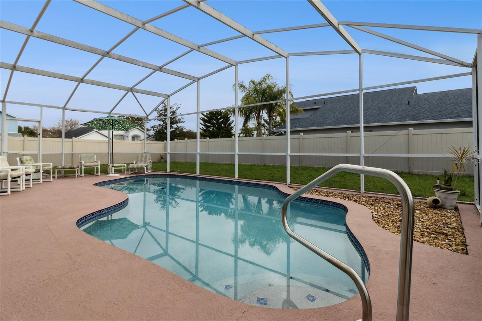 Image 29 of 33 For 2955 Pembridge Street