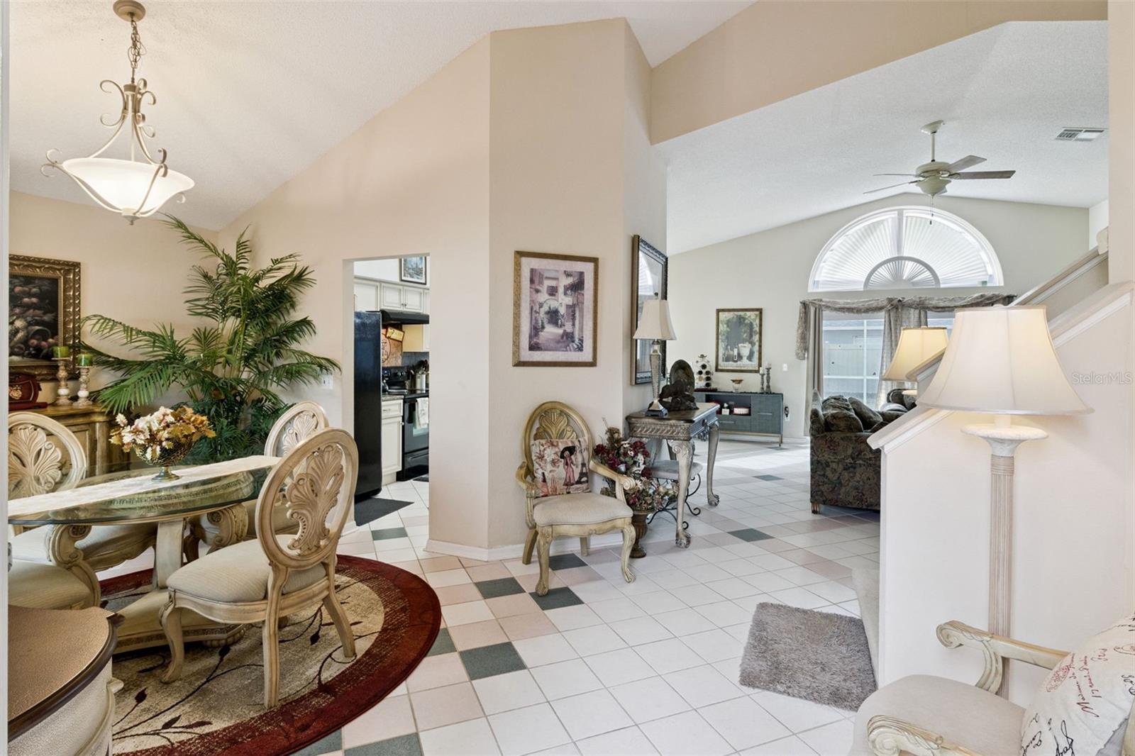 Image 5 of 33 For 2955 Pembridge Street