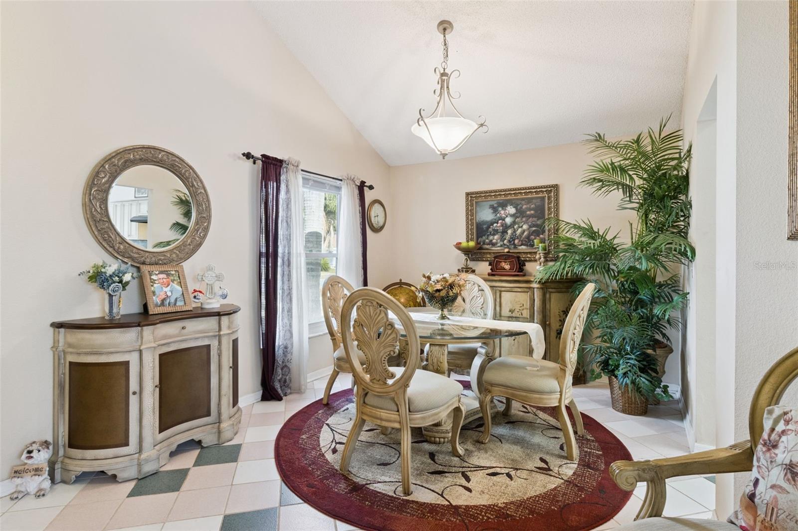 Image 7 of 33 For 2955 Pembridge Street