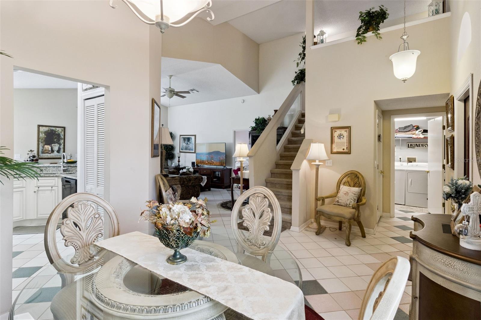 Image 8 of 33 For 2955 Pembridge Street