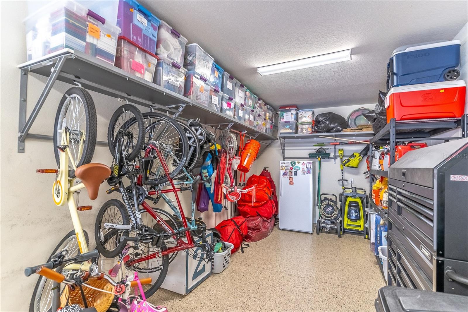 Image 21 of 24 For 2347 Green Symphony Place