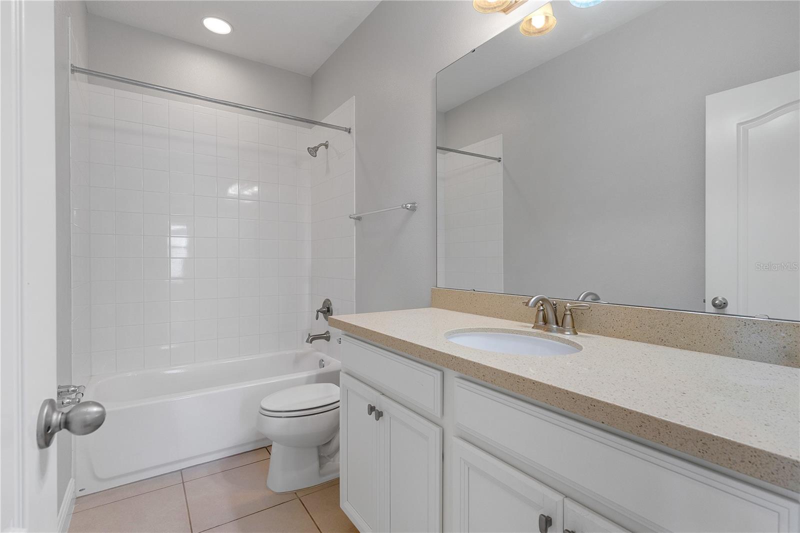 Image 19 of 30 For 8164 Upper Perse Circle