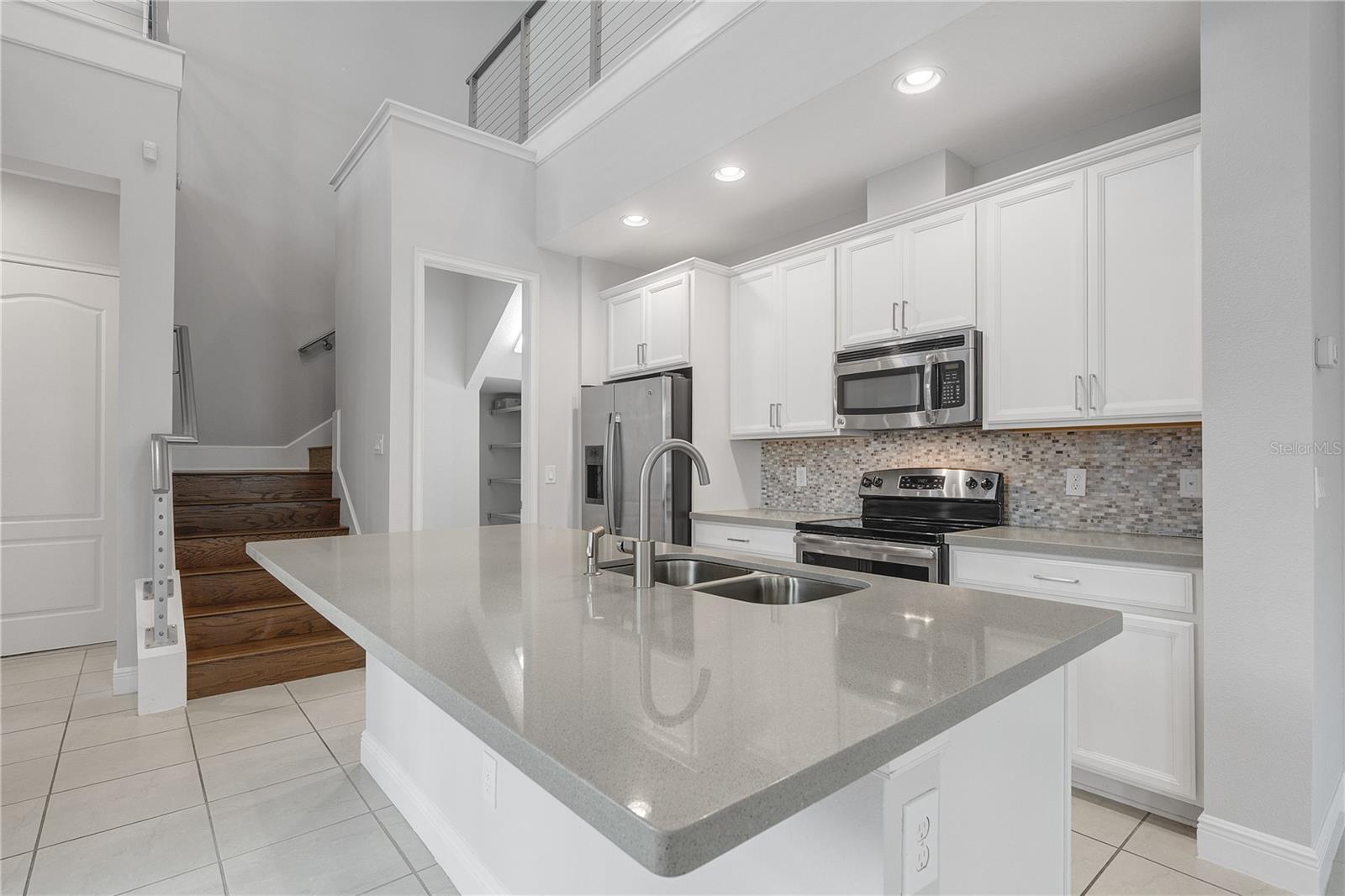 Image 7 of 30 For 8164 Upper Perse Circle