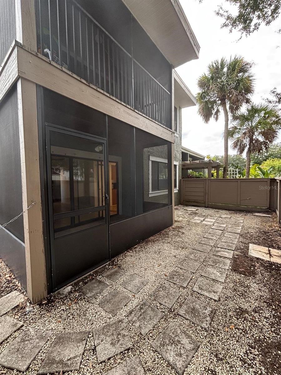 Image 22 of 23 For 5129 Eaglesmere Drive A01