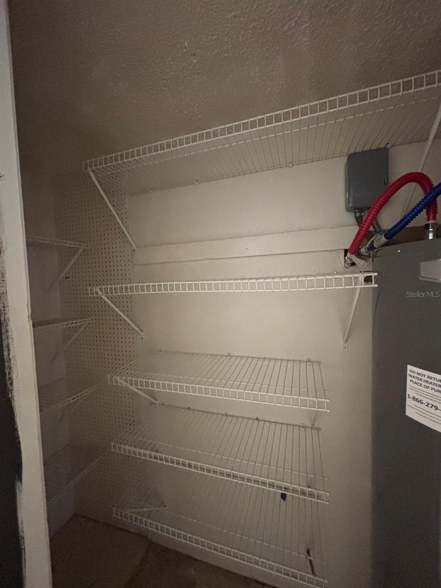 Image 9 of 23 For 5129 Eaglesmere Drive A01